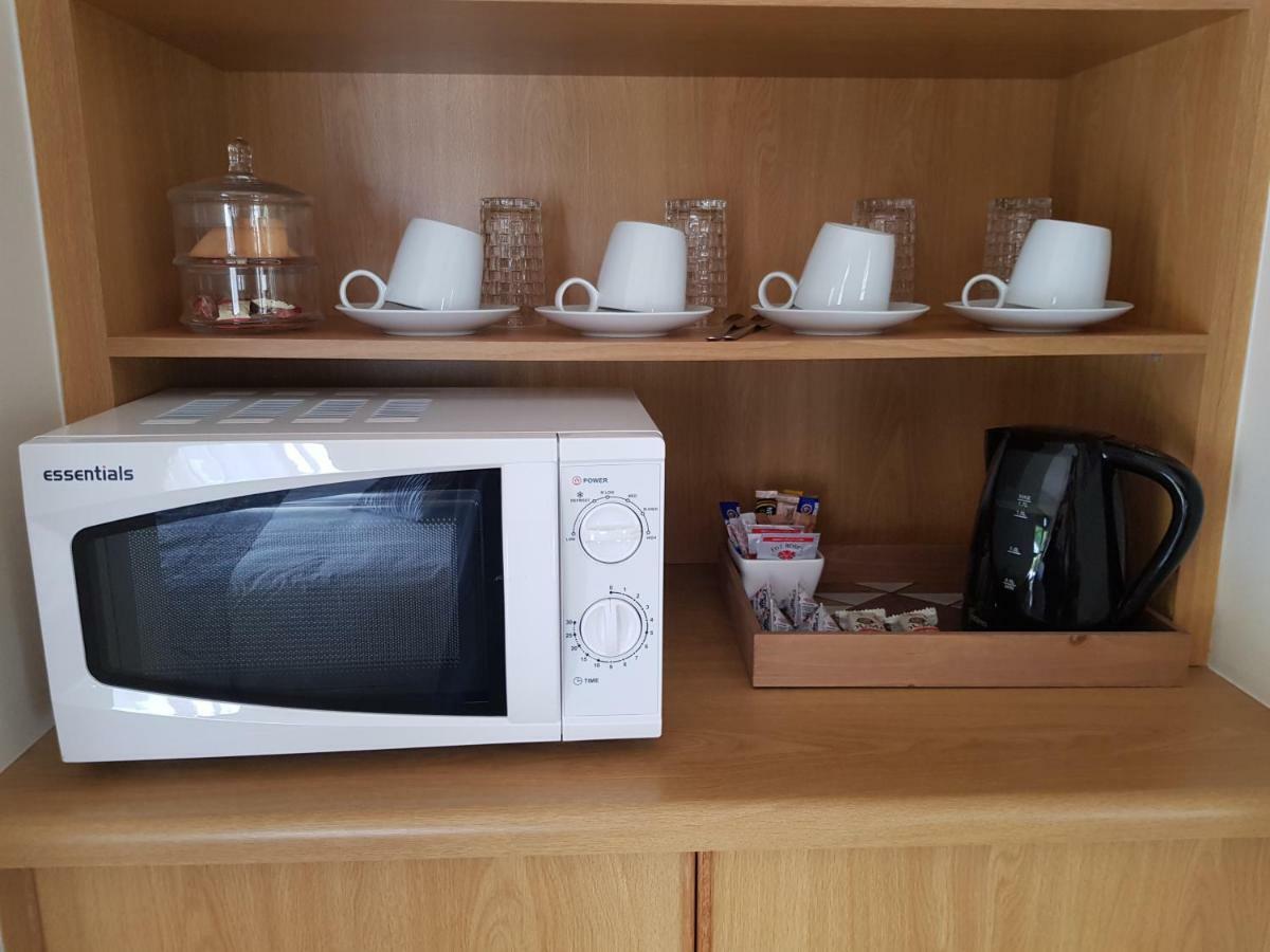 77 On Erica Apartman George Kültér fotó