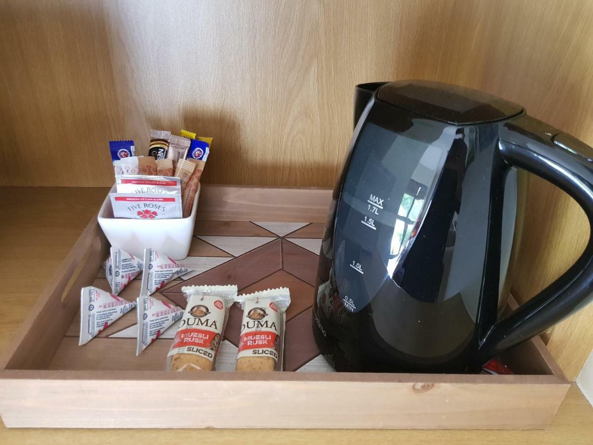77 On Erica Apartman George Kültér fotó
